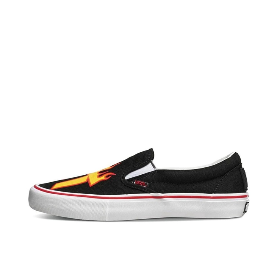 推荐商品：Vans/范斯 Classic Slip-on 防滑 简约 棋盘格 一脚蹬 百搭 休闲 帆布鞋 Thrasher THRASHER联名/火焰