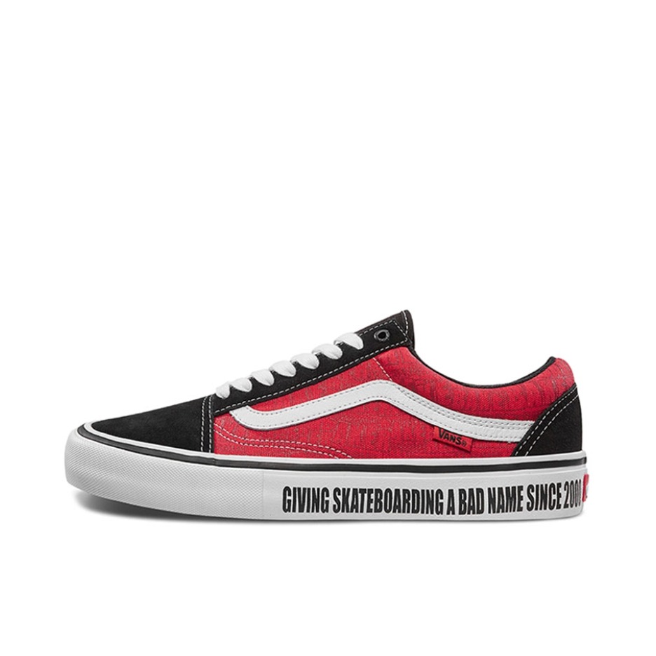 推荐商品：Vans/范斯 Old Skool 滑板鞋 板鞋 轻便防滑复古舒适经典 Black/White/FireBrick BAKER联名/黑色/红色/字母印花