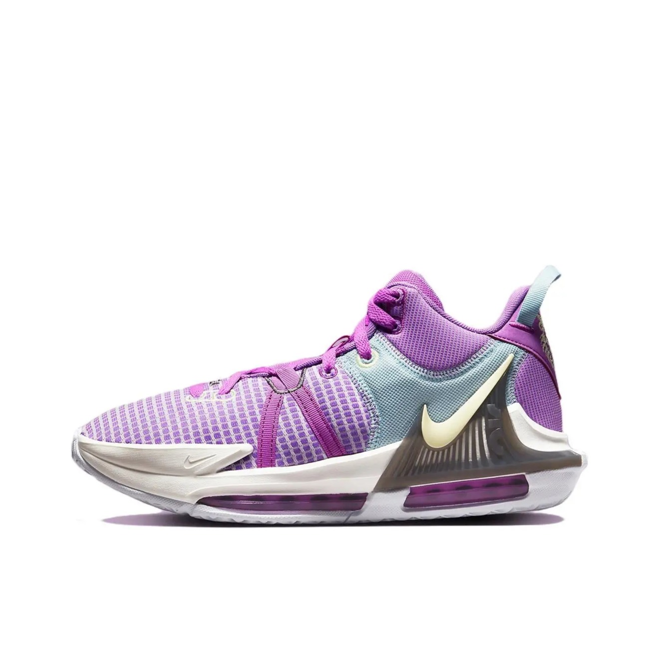 推荐商品：Nike LeBron Witness 7 詹姆斯 防滑耐磨 减震 舒适透气 潮流百搭 简约 实战 篮球鞋 紫色