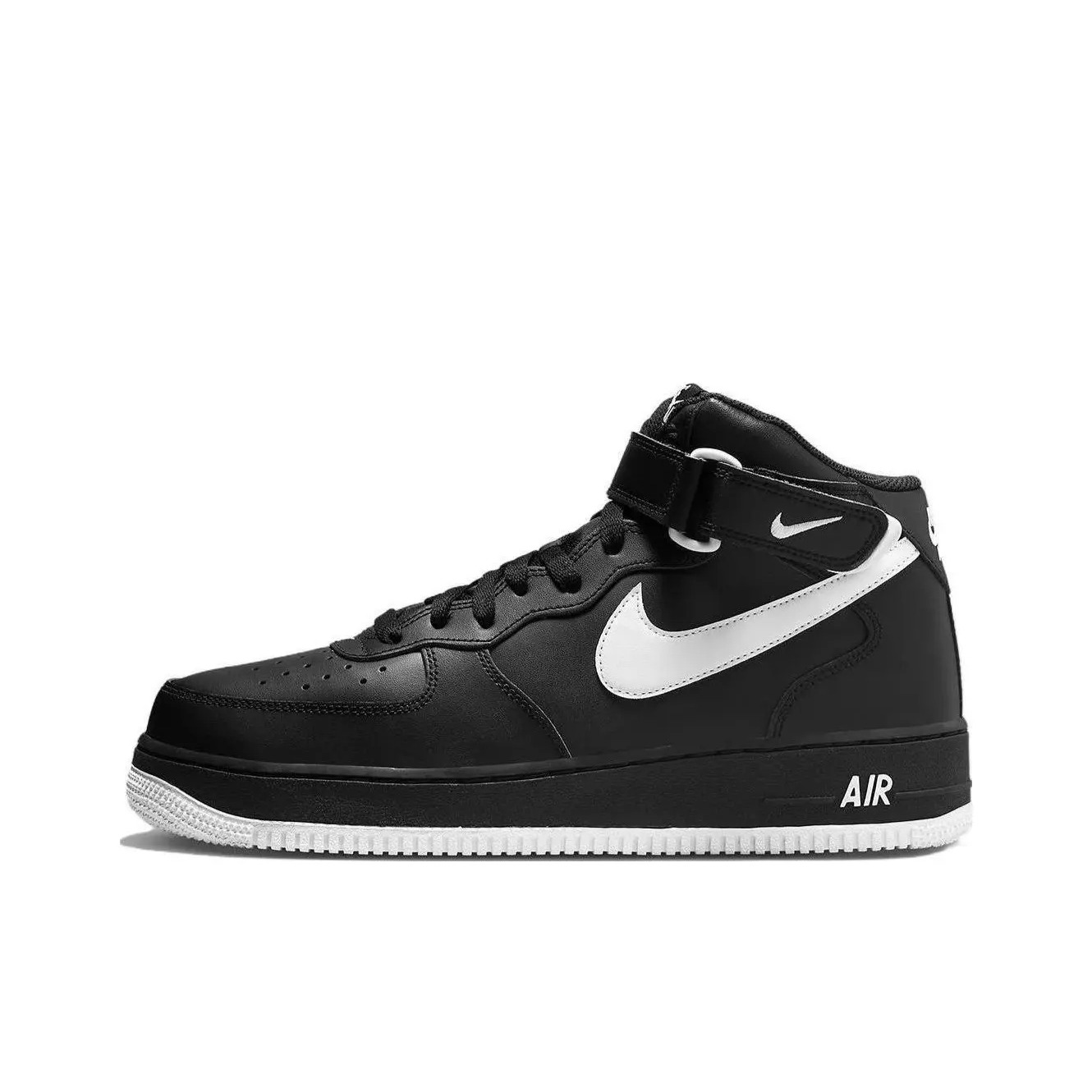推荐商品：Nike Air Force 1 空军一号 板鞋 轻便舒适百搭耐磨防滑复古 中帮/黑色/亮白