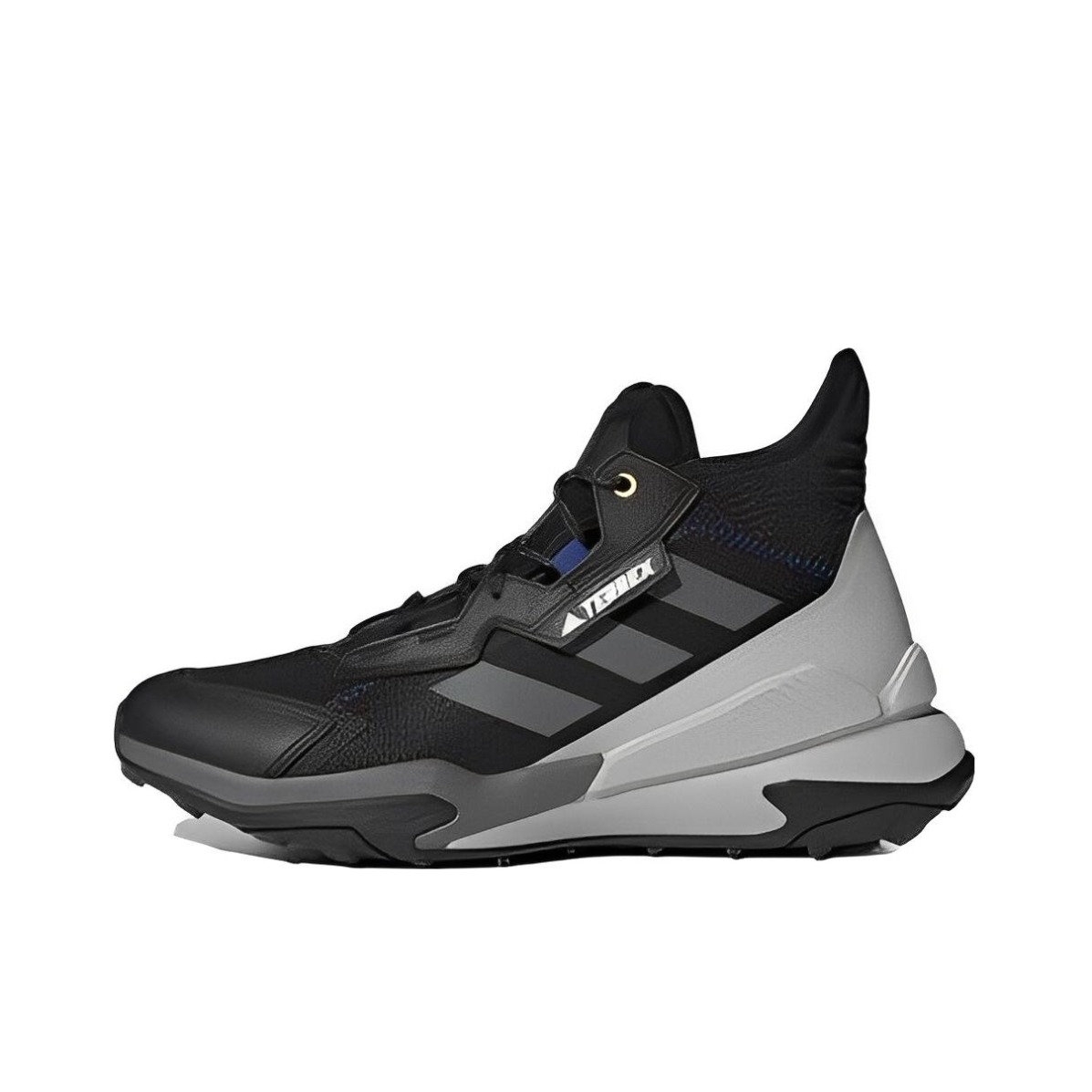 推荐商品：adidas TERREX HYPERBLUE 防滑耐磨 透气 登山 徒步鞋 黑色/浅灰