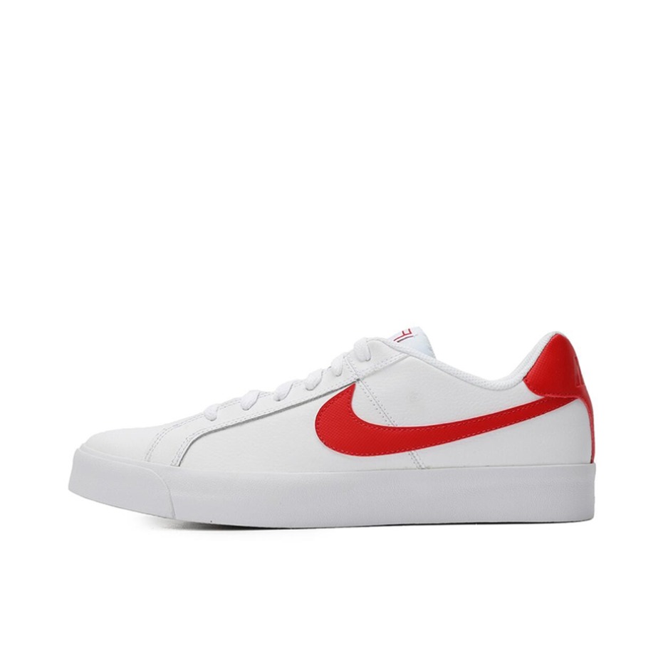 推荐商品：Nike Court Royale 板鞋 轻便防滑耐磨复古透气运动休闲低帮 White/Red 男款/白色/大学红