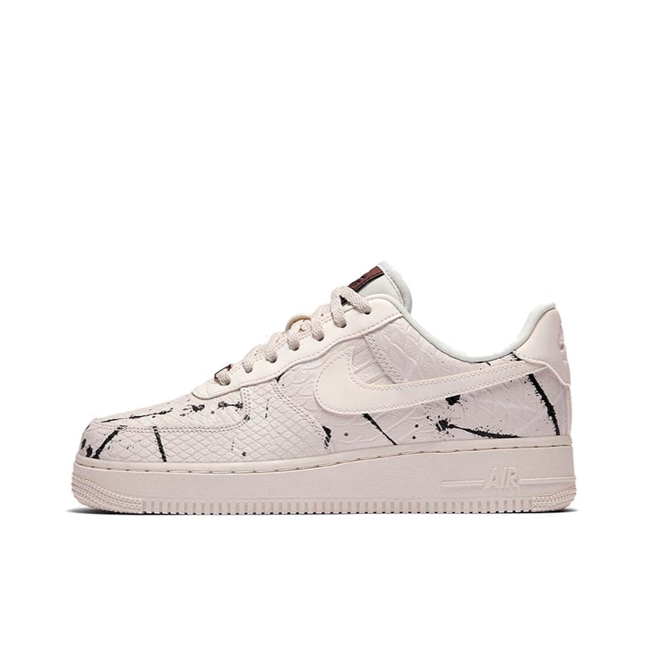 推荐商品：Nike Air Force 1 空军一号 板鞋 轻便舒适百搭耐磨防滑复古 Phantom Snakeskin 蛇纹泼墨