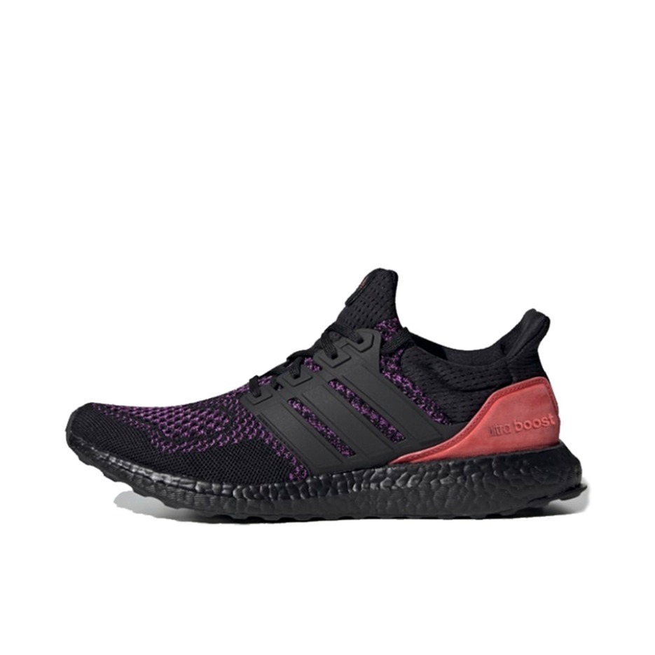 推荐商品：adidas Ultraboost 跑鞋 透气防滑耐磨缓震轻便休闲运动支撑织物减震防水抗扭转圆头 Harlem Renaissance 黑红色