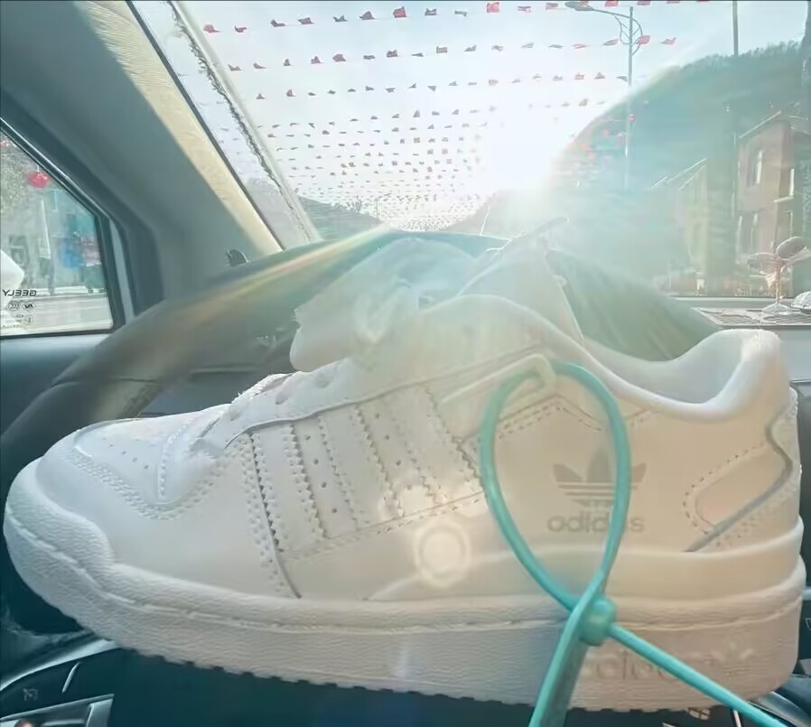 白色板鞋天花板？？不过如此