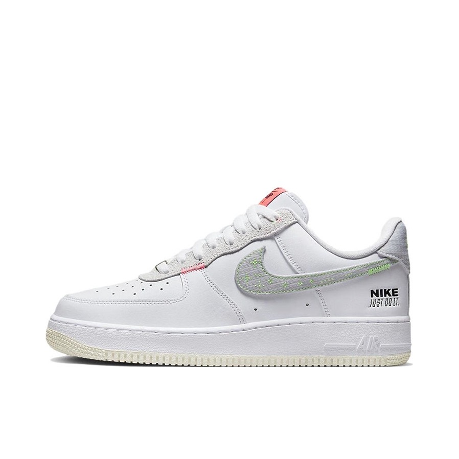 推荐商品：Nike Air Force 1 空军一号 板鞋 轻便舒适百搭耐磨防滑复古 Just Do It 白色/灰色/霓虹灯绿