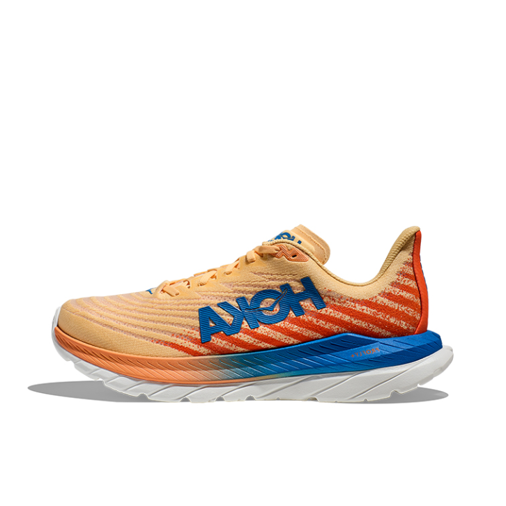 推荐商品：HOKA ONE ONE Mach 5 马赫5 竞速公路 减震回弹 轻便透气 防滑耐磨 织物 碳板 休闲 跑鞋 粉橘/亮橘色