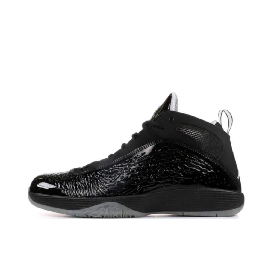 推荐商品：Air Jordan 2011 AJ26 篮球鞋 复古防滑合成革网布减震中帮 Black Dark Charcoal 黑色