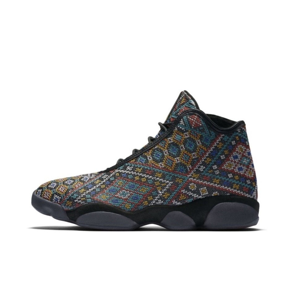 推荐商品：Air Jordan Horizon 篮球鞋 编织舒适减震防滑耐磨透气复古简约运动 All Star 彩虹