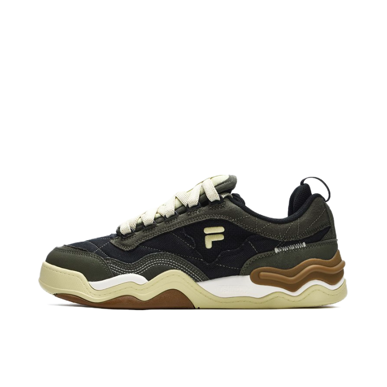 推荐商品：FILA/斐乐 KICK 潮流百搭 时尚复古 防滑耐磨 轻便透气 波浪鞋 织物 运动休闲鞋 T12M242203F 暗墨绿/夜橄榄