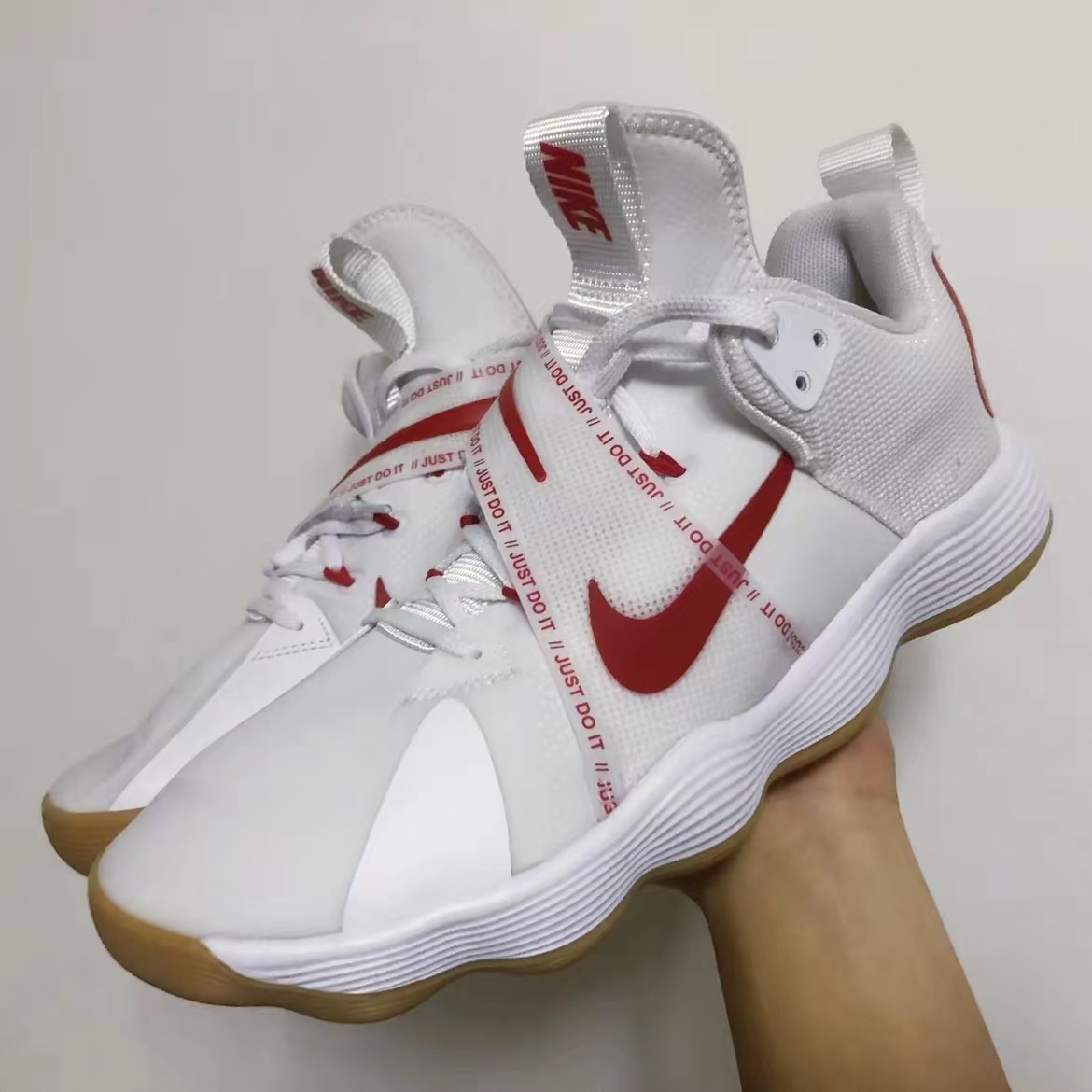 Nike React Hyperset 白红 来啦！
