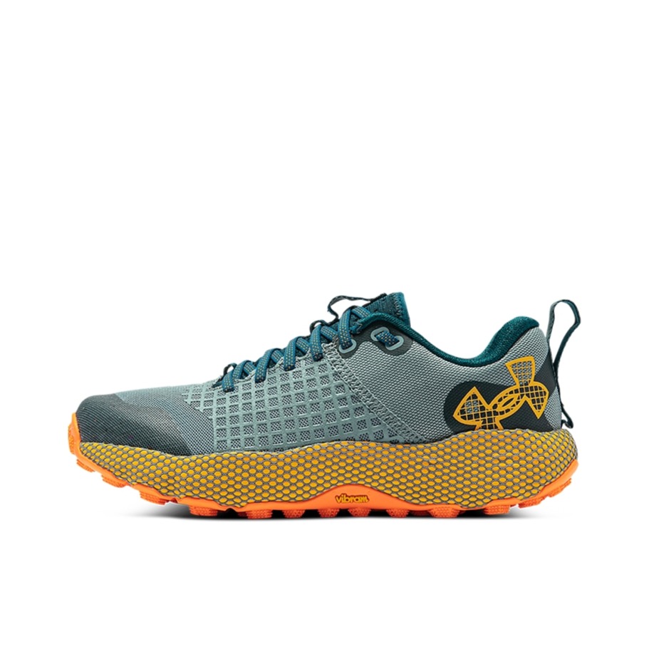 推荐商品：Under Armour/安德玛 HOVR Dark Sky 缓震耐磨 舒适透气 跑鞋 绿色