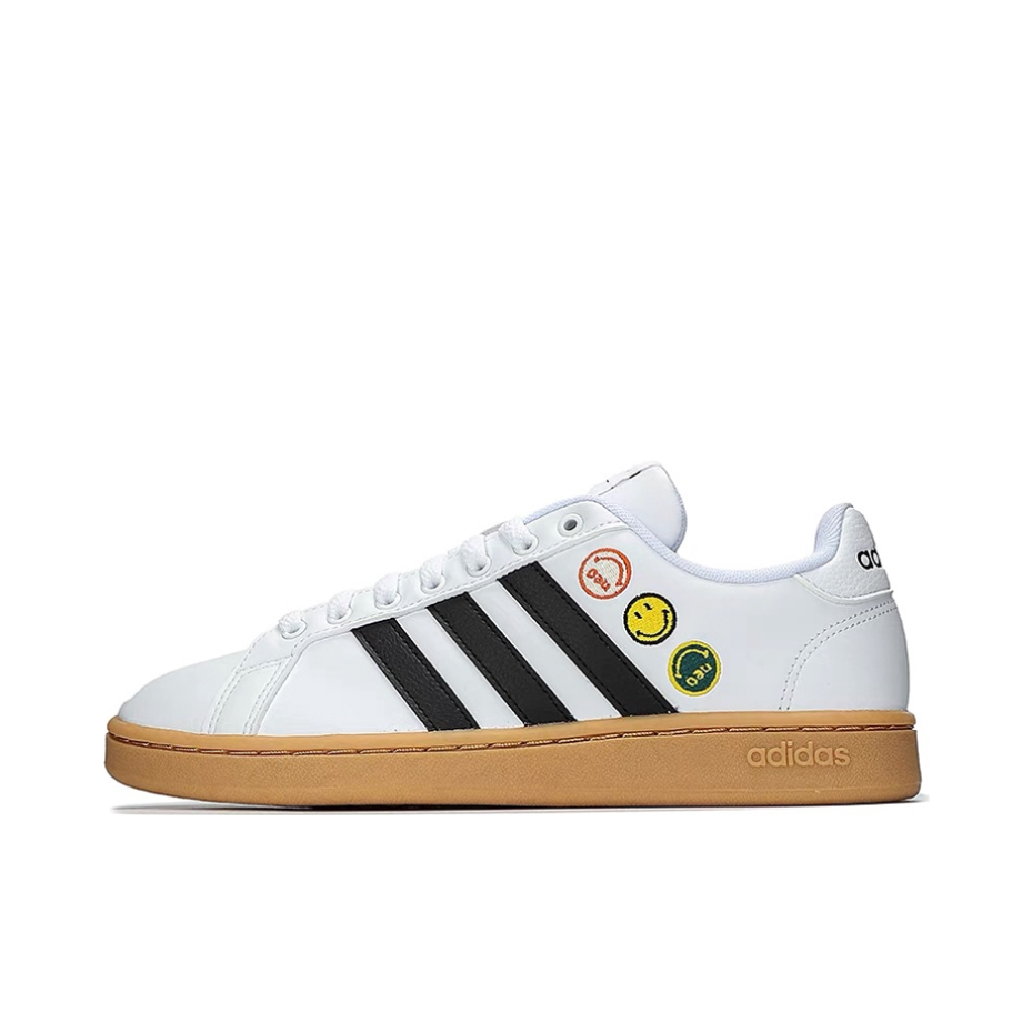 推荐商品：adidas NEO Grand Court 板鞋 防滑耐磨减震透气休闲复古时尚防水轻运动 Smiley联名/白色/黑色/绿色