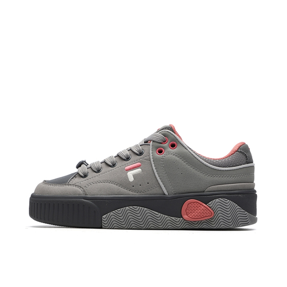 推荐商品：FILA/斐乐 STACK 织物 防滑耐磨 增高 舒适轻便 合成革 厚底鞋 板鞋 合金灰/城堡灰