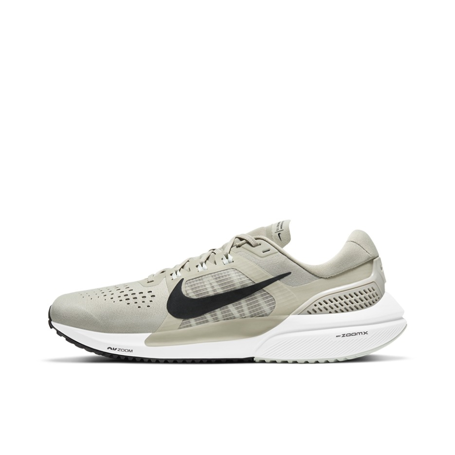 推荐商品：Nike Air Zoom Vomero 15 跑鞋 舒适耐磨气垫缓震网布透气合成革织物 灰色/黑色