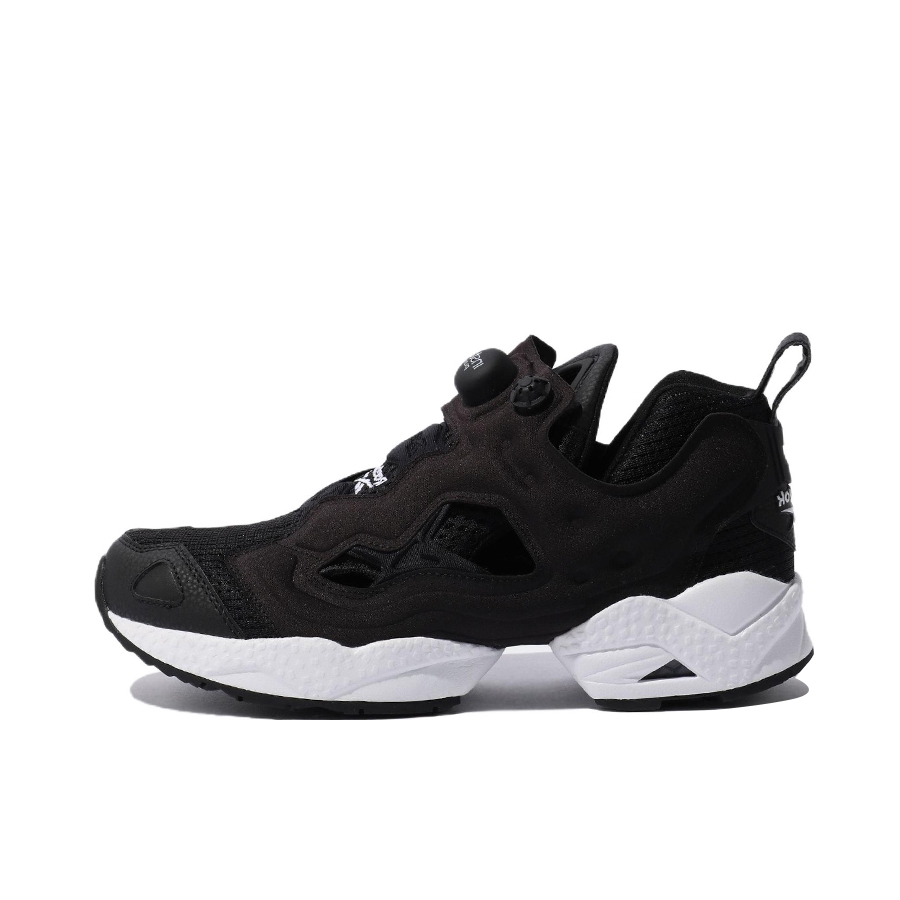 推荐商品：Reebok/锐步 Insta Pump Fury SMG 运动休闲鞋 舒适防滑耐磨减震回弹织物脚蹬合成革网布拼接圆头复古 白黑