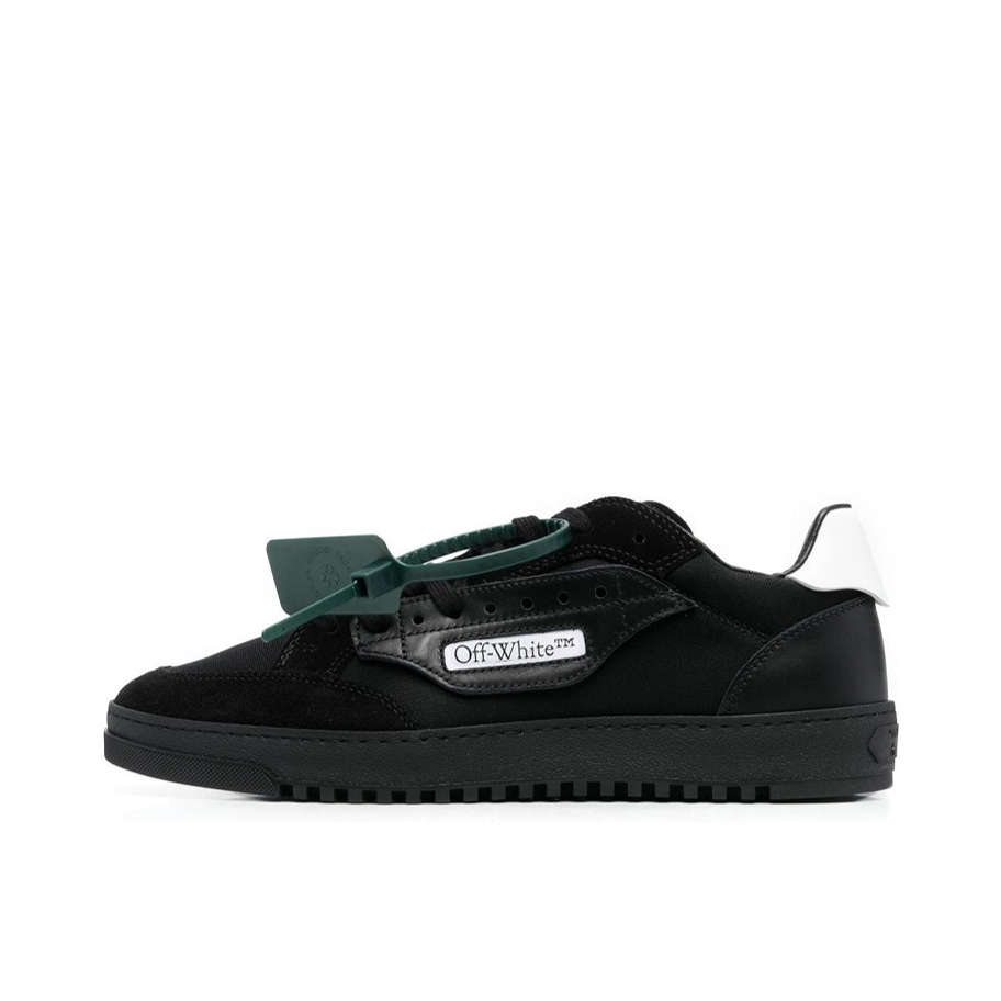 推荐商品：OFF-WHITE Vulcanized 5.0 仿旧效果 休闲舒适牛皮 圆头皮革 时尚 板鞋 黑色