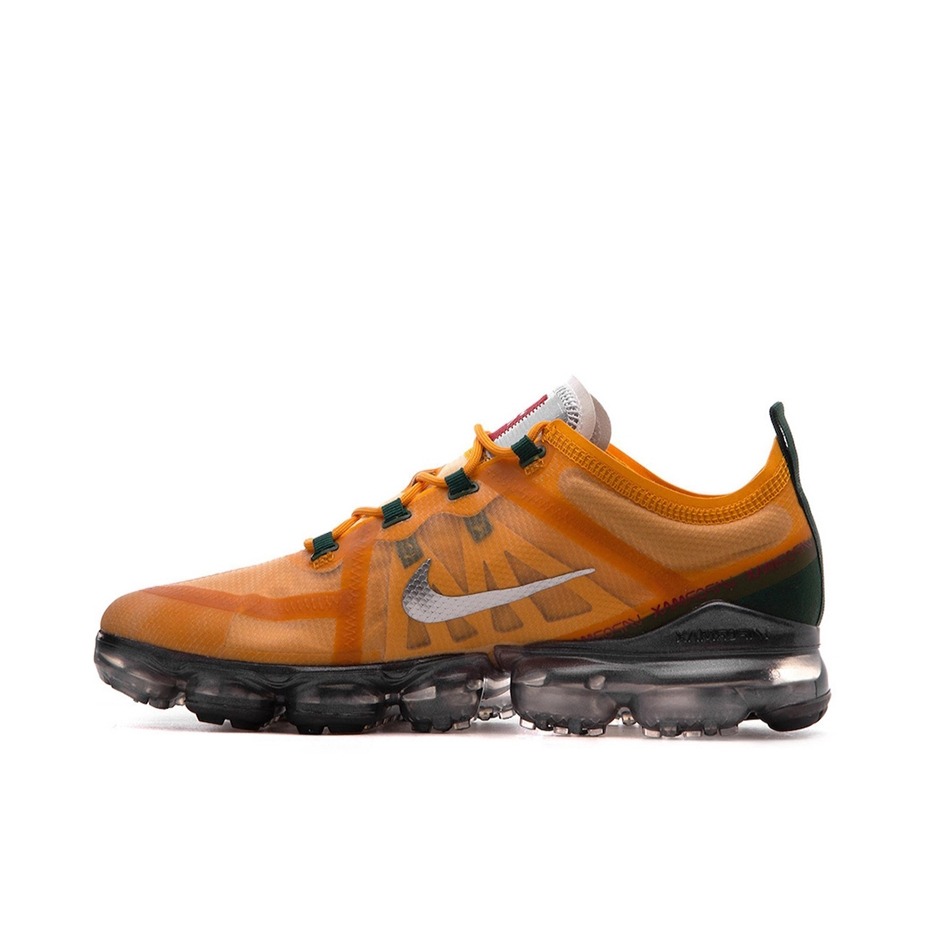 推荐商品：Nike Air VaporMax 2019 跑鞋 全掌气垫减震回弹防滑耐磨织物网布支撑运动 Canyon Gold 俱乐部金