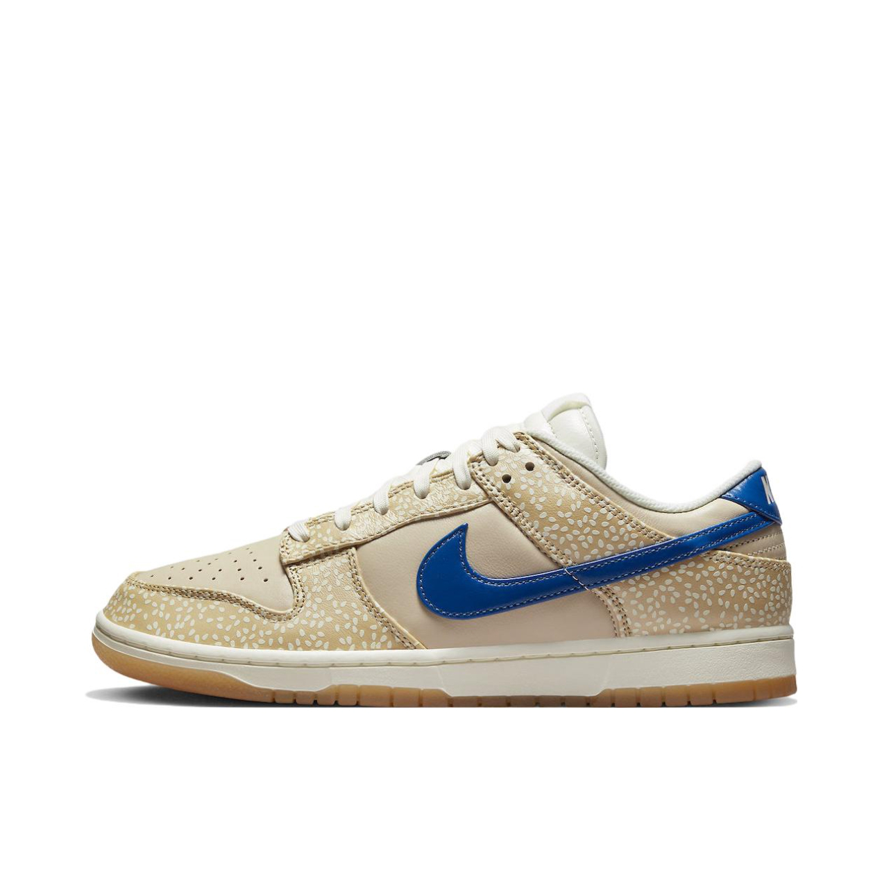 推荐商品：Nike Dunk 板鞋 经典复古百搭 低帮/浅棕