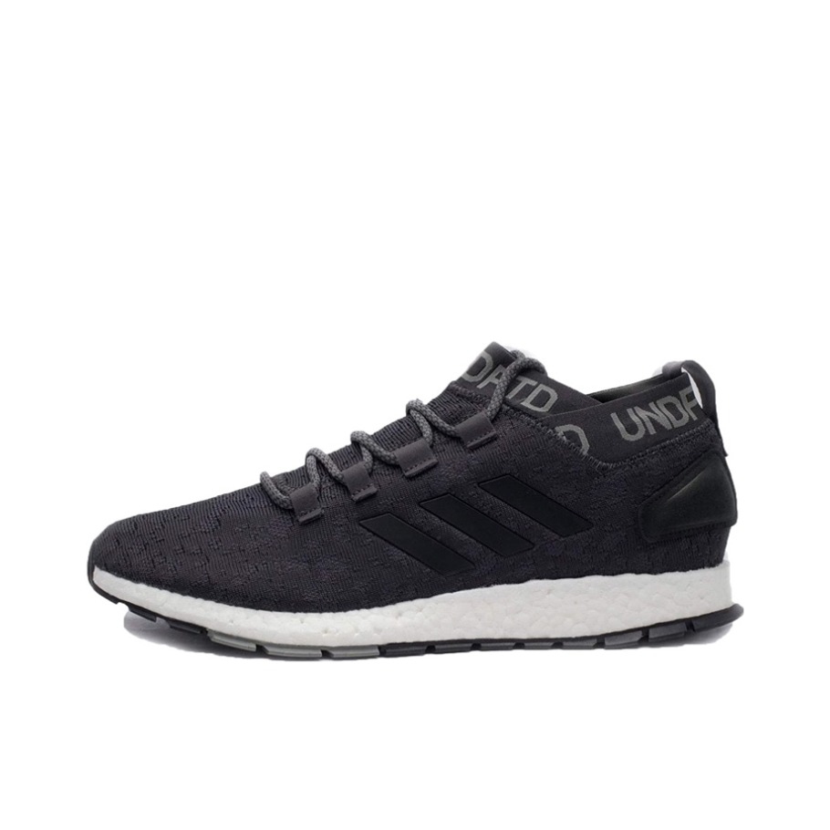 推荐商品：adidas Pure Boost RBL 跑鞋 防滑耐磨缓震透气舒适轻便织物简约百搭马拉松 Black/White UNDFTD联名/黑色/白色