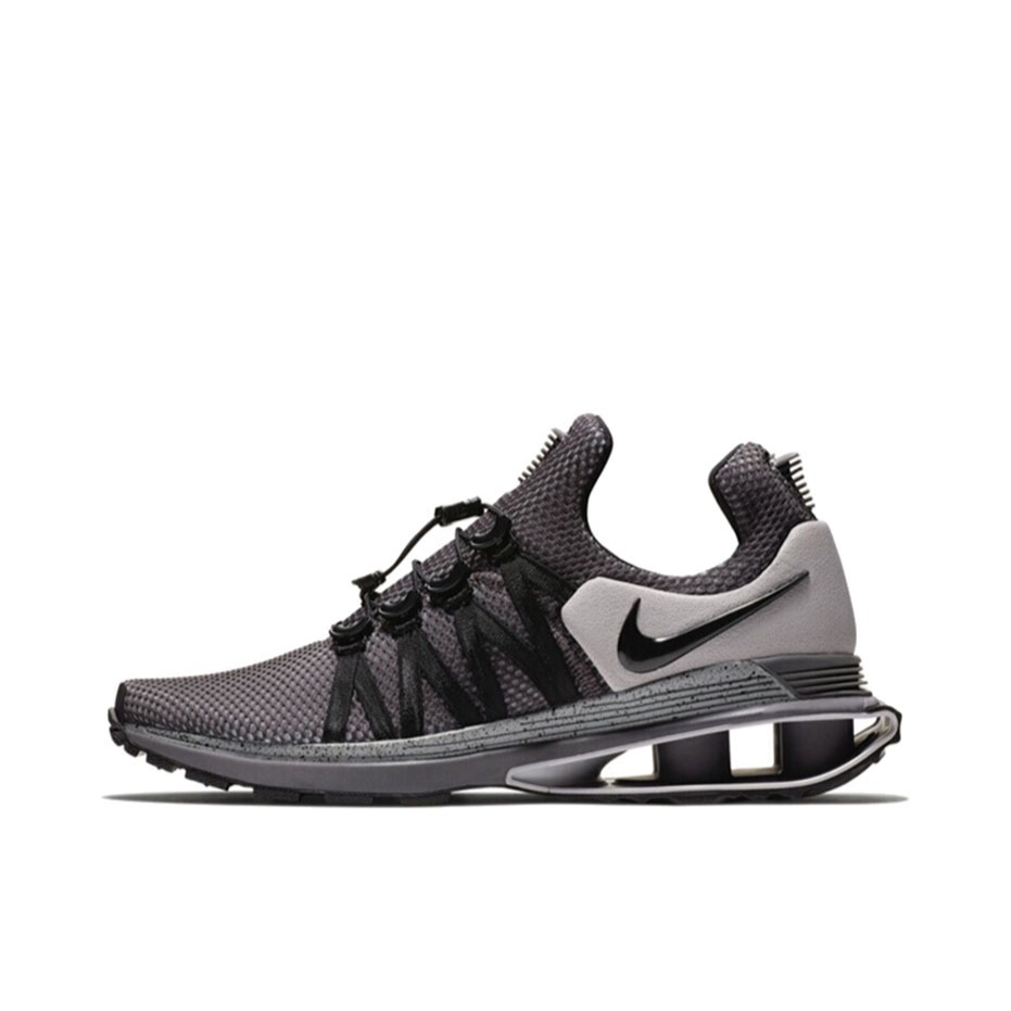 推荐商品：Nike Shox Gravity 跑鞋 防滑耐磨舒适轻便潮流百搭  Grey Black 黑灰