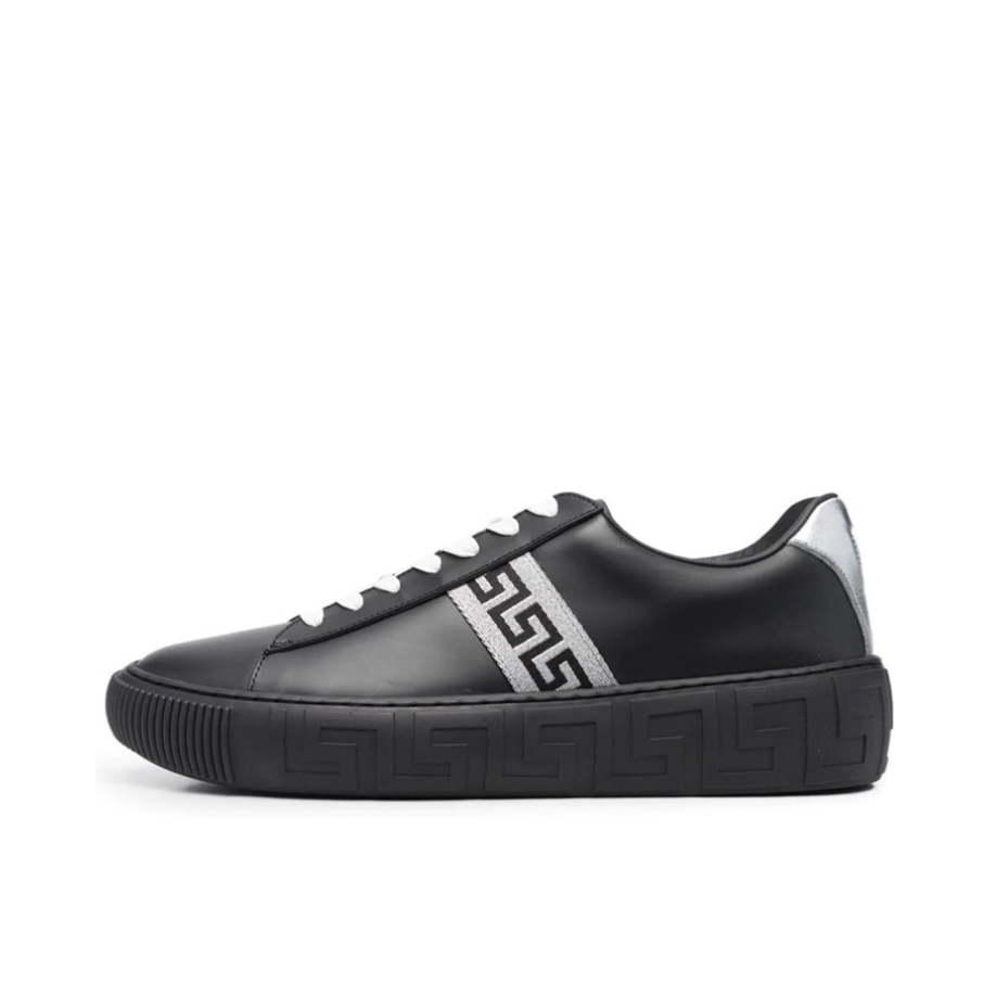 推荐商品：Versace 希腊回纹 时尚简约 耐磨 牛皮 运动 休闲鞋 DSU8404-1A00821_2W110 黑色/银尾