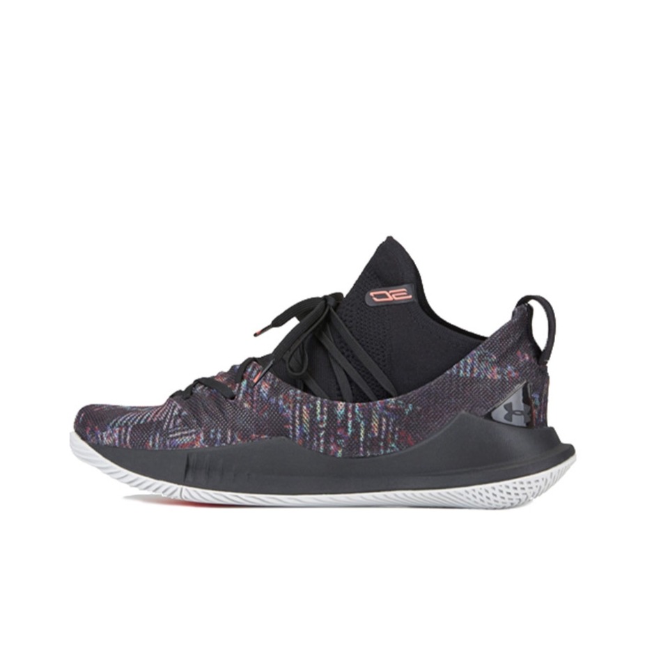 推荐商品：Under Armour/安德玛 Curry 5 防滑耐磨 透气减震 舒适轻便 圆头 实战 时尚潮酷 篮球鞋  Black Multi-Color 黑彩虹