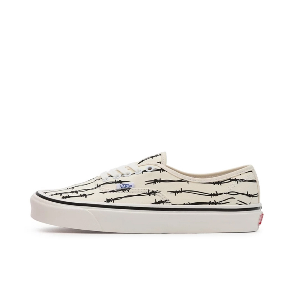推荐商品：Vans/范斯 Style 44 休闲 防滑耐磨 轻便透气 板鞋 低帮/米白/黑色
