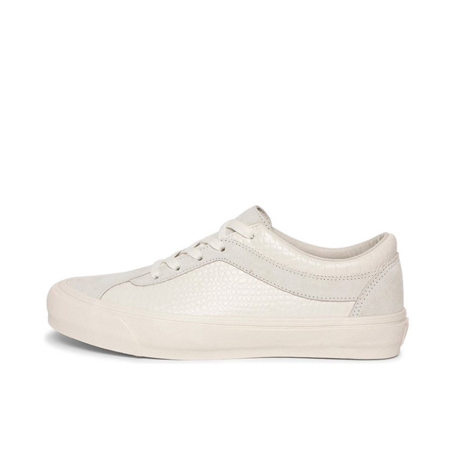 推荐商品：Vans/范斯 Bold Ni 板鞋 复古拼接经典舒适休闲防滑耐磨 The Webster联名/白色/灰色