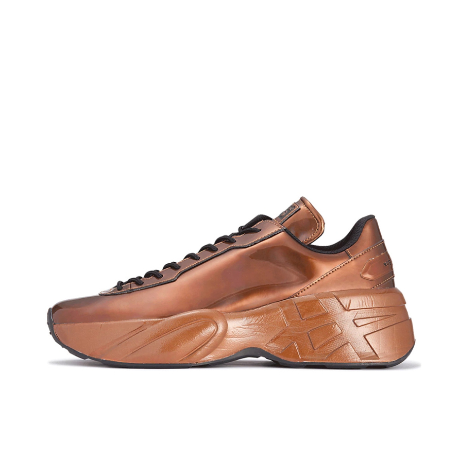 推荐商品：Onitsuka Tiger P-Trainer 防滑耐磨 舒适轻便 网布透气 百搭 休闲鞋 亮铜色