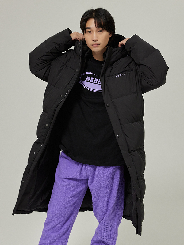 推荐商品：【徐璐同款】Nerdy 热力感侧条纹保暖加厚加绒连帽灰鸭绒过膝穿搭羽绒服 PNEW21DJ06 黑（紫色条纹）