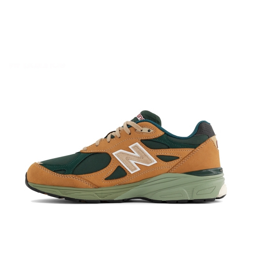 推荐商品：New Balance 990 V3 跑鞋 复古轻便防滑减震透气支撑缓震织物城市通勤圆头 Brown Olive V3/棕褐色/绿色