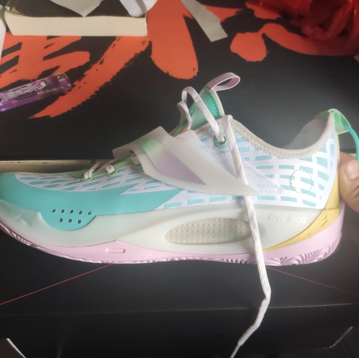 808系列，分别是808 ULTRA V2以及808V2