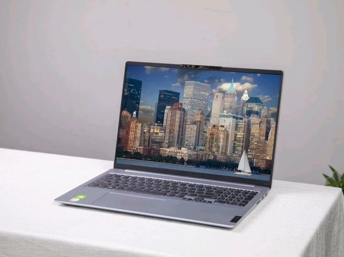 大核大显，联想小新笔记本办公超爽的！
