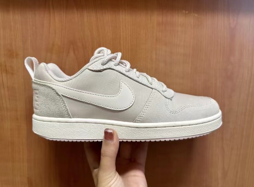 这个几百块的Nike的小板鞋，真的诱人！