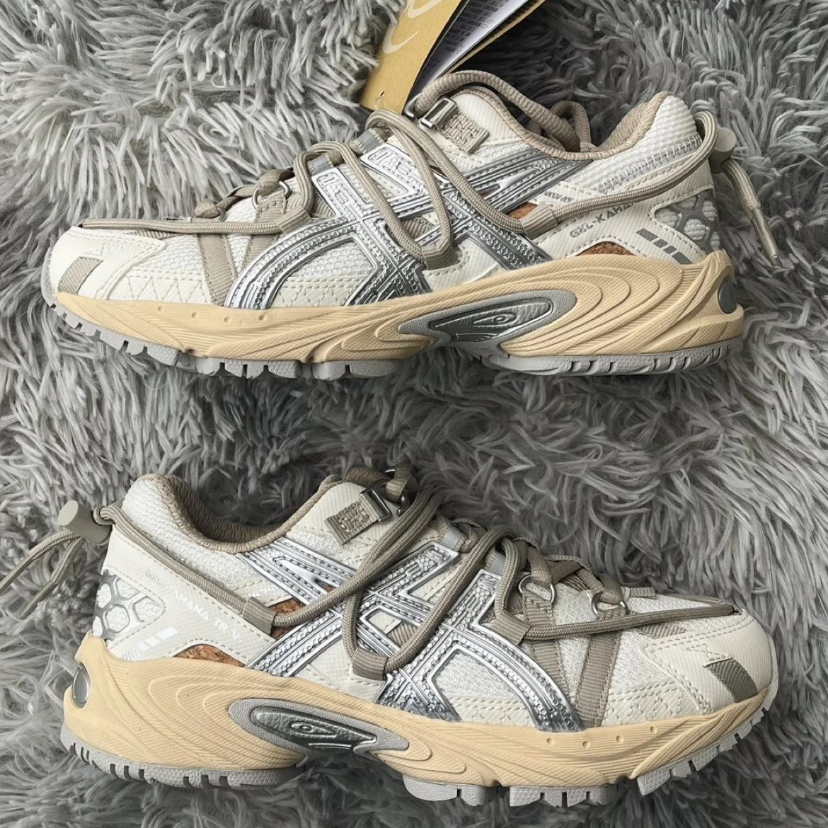 经典设计 Asics Gel-Kahana TR V2 