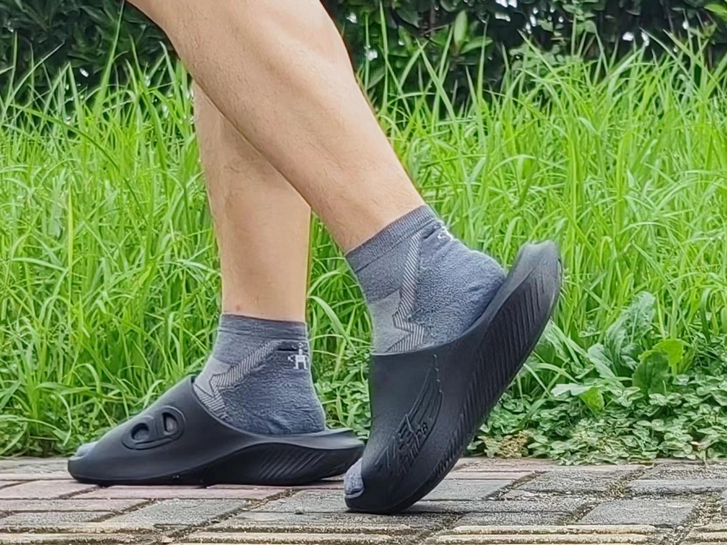 中乔从来不会让人失望——飞影pb拖鞋