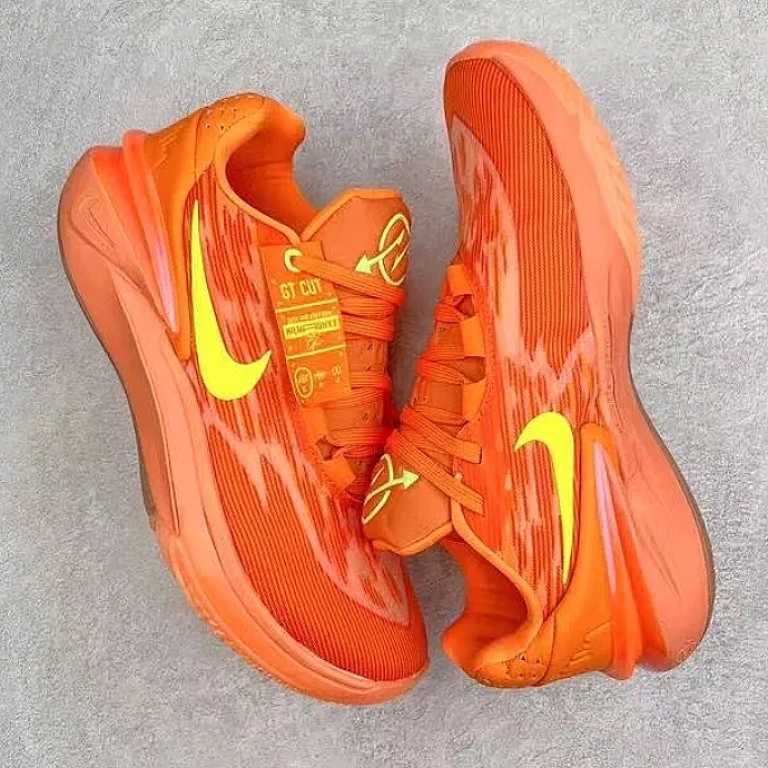帅气潮流！Nike Air Zoom G.T. Cut 2篮球鞋狂震归来，助你飞跃球场！