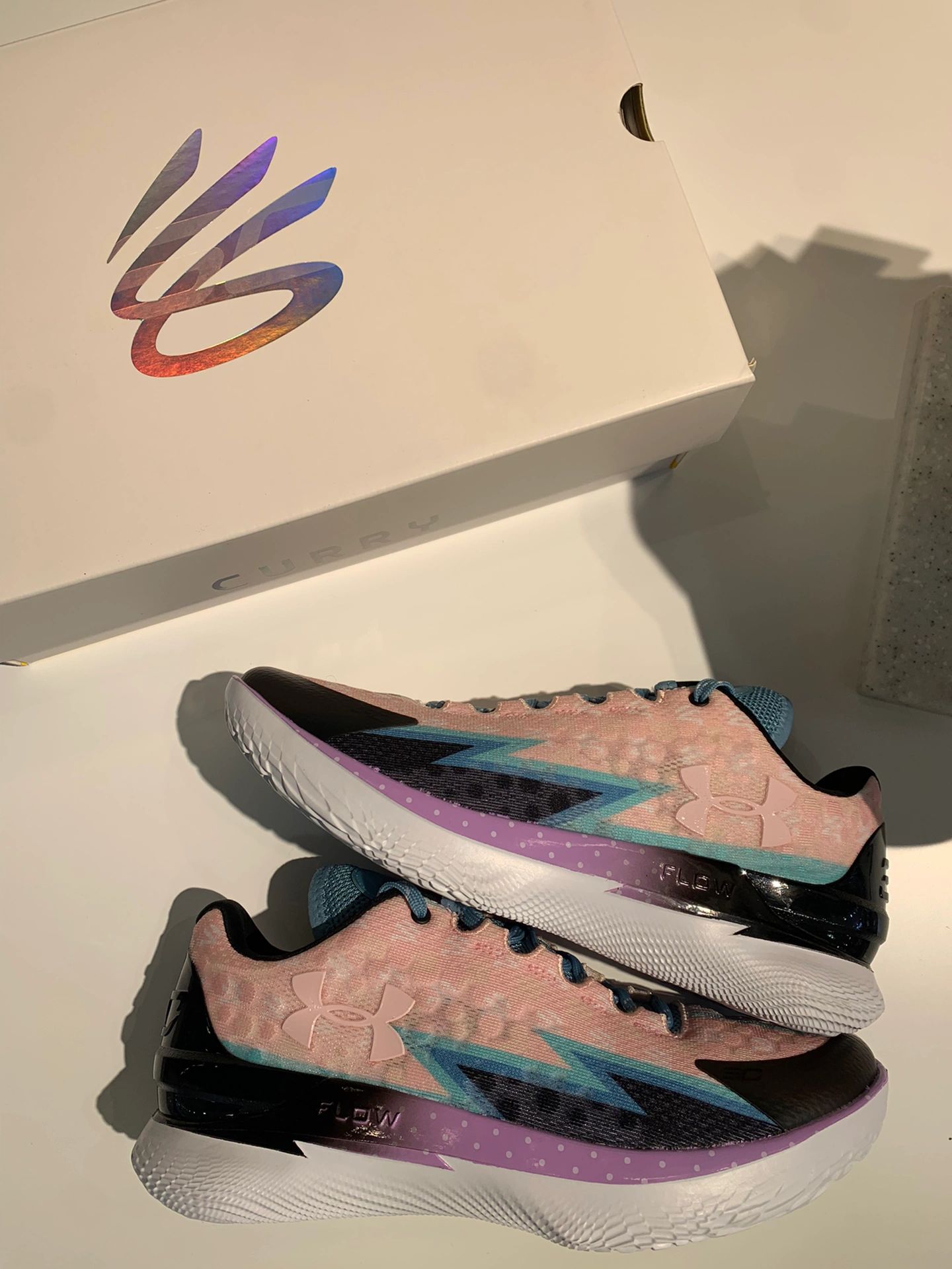 CURRY1 LOW FLOTRO“选秀日”复刻经典