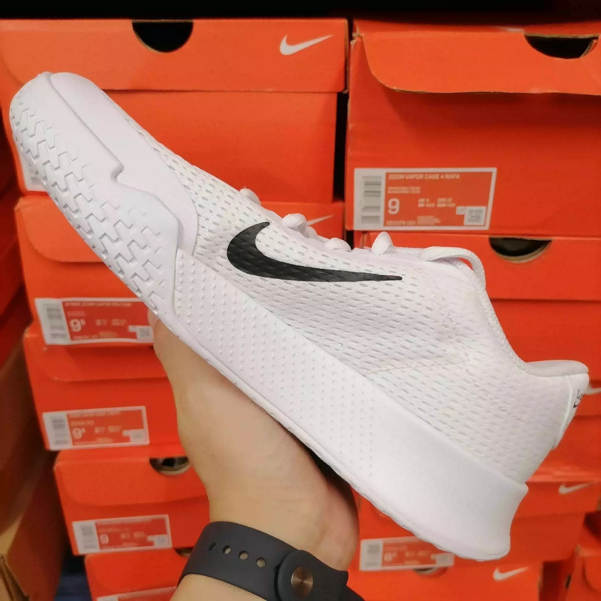 🎾 Nike Court Vapor Lite 2: 轻盈抗滑，让你在疾风中征服球场 🏆