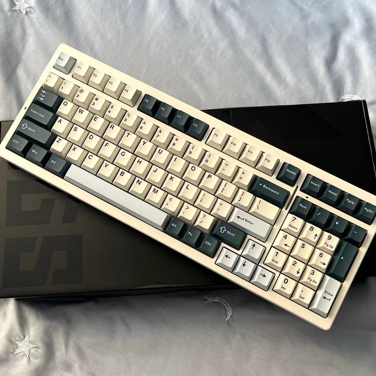 ⌨️炫酷开箱VGN S99！
