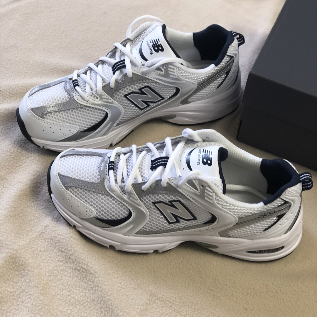  New Balance 530 跑鞋！跑步爱好者必备！