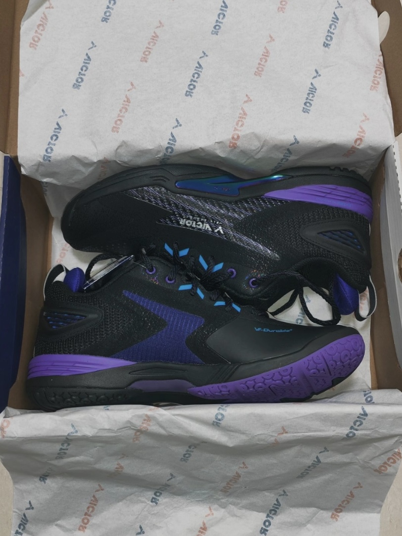 VICTOR/威克多羽毛球鞋上脚体验