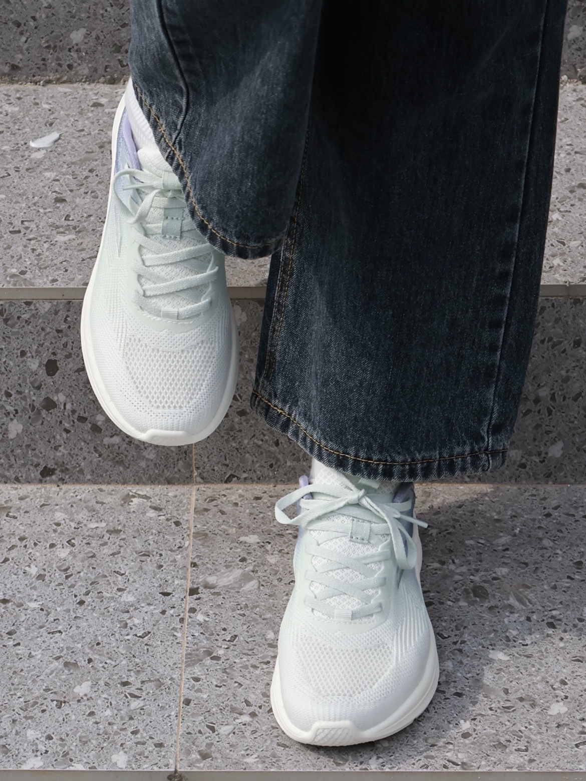 轻薄跑鞋新体验