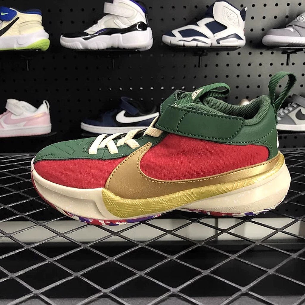 🚀【超强防滑+超舒适】Nike Zoom Freak 5童鞋，给宝宝安全穿行的“利器”👟
