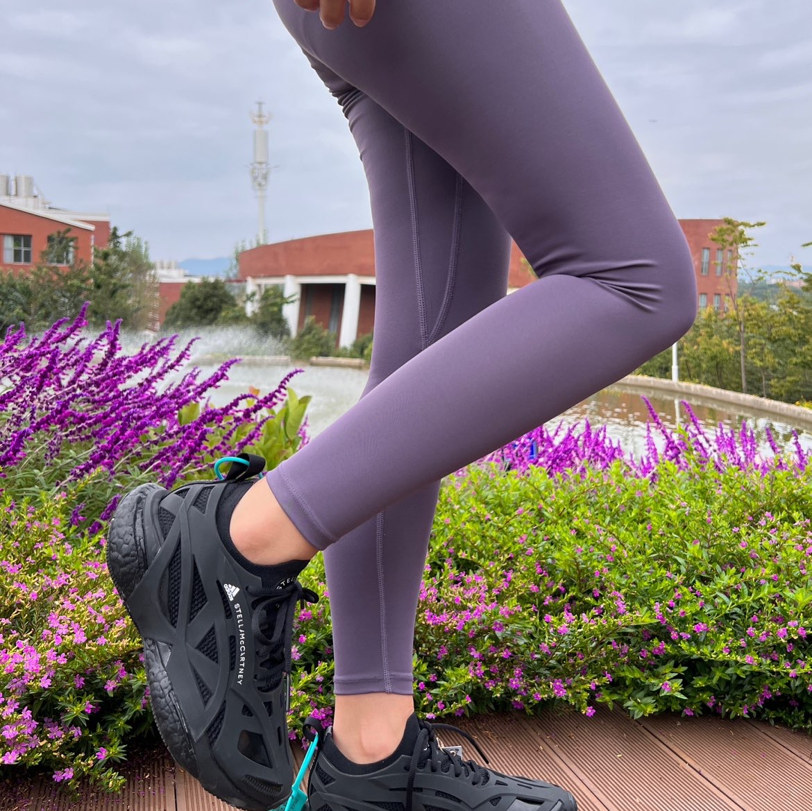 🏃‍♀️跑步新选择！👟adidas缓震防滑耐磨跑鞋！🏃‍♀️