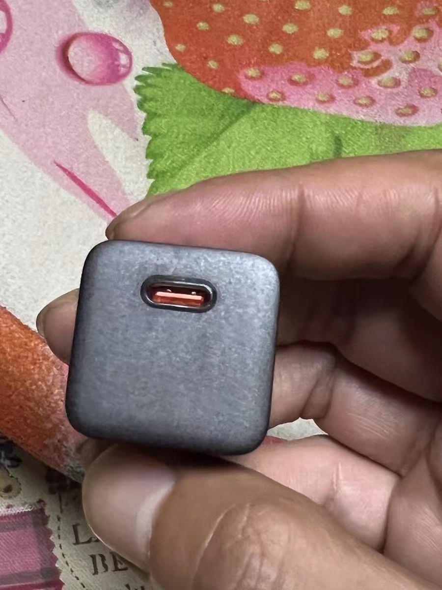 漂亮的充电器