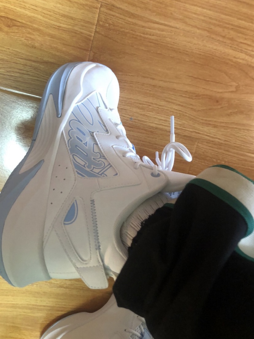 我也太会挑篮球鞋了吧~