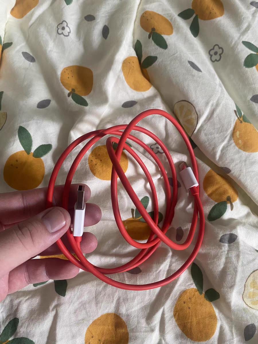 您的手机需要它的安慰👉👉   OnePlus/一加 原装数据线