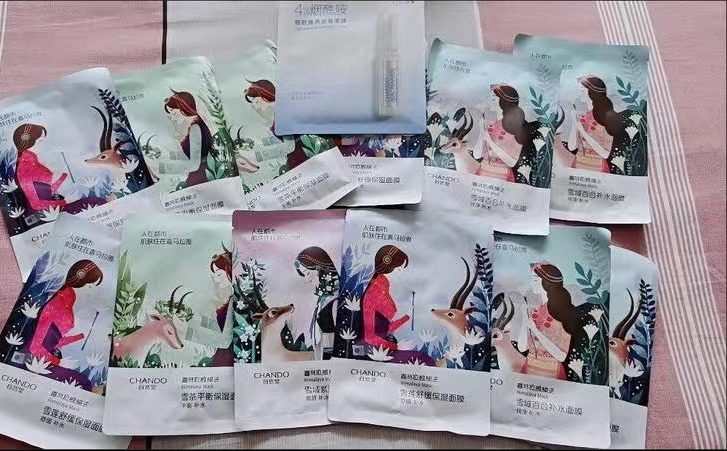 补水是基础，只是想要补水的话很多都可以，不用买特别贵的